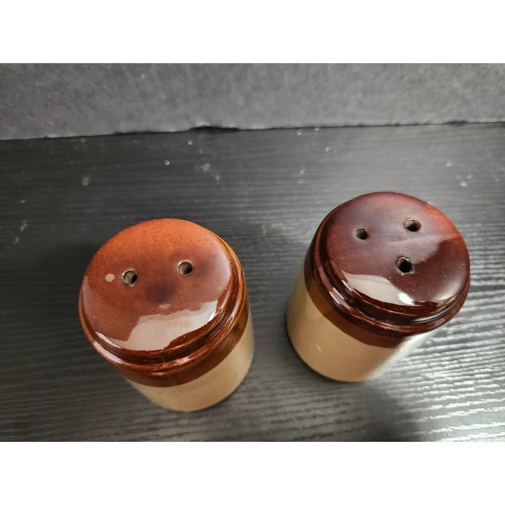 Vintage Two Tone Brown Tan Stoneware Salt and Pepper Shakers Set Farmhouse 3